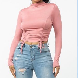 Soft pink longe sleeve crop top